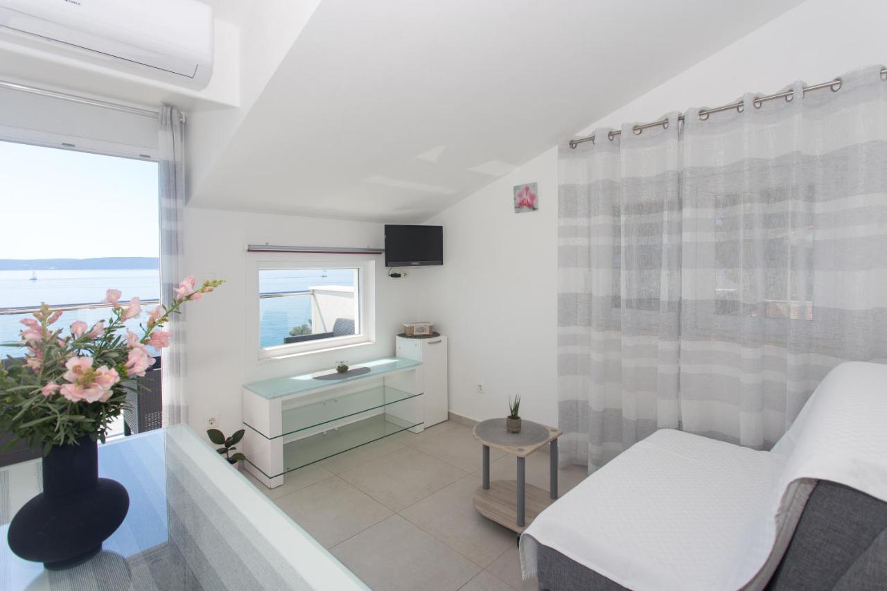 Apartments Bandic - 30 Meters To The Beach Trogir Extérieur photo