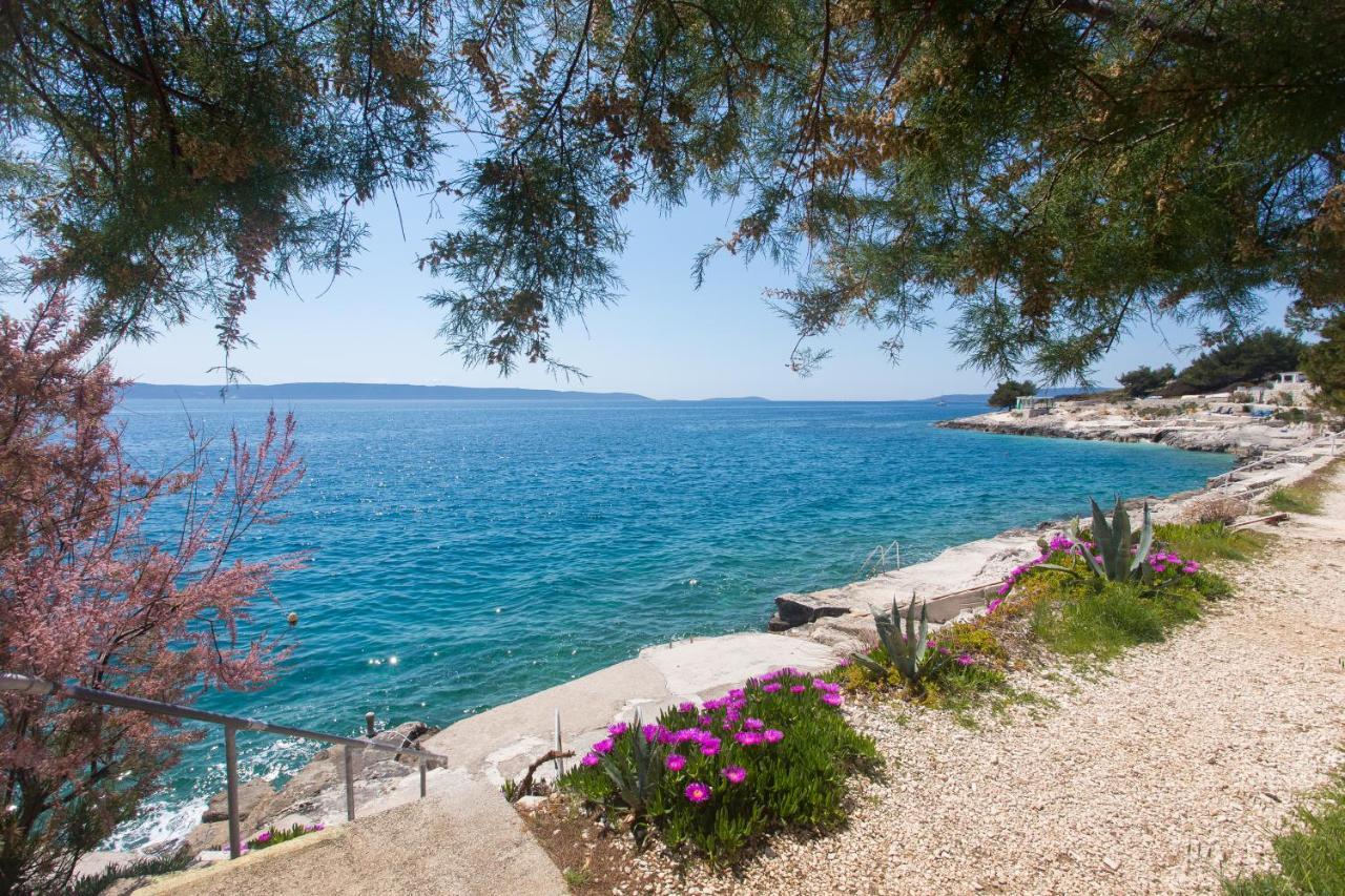 Apartments Bandic - 30 Meters To The Beach Trogir Extérieur photo